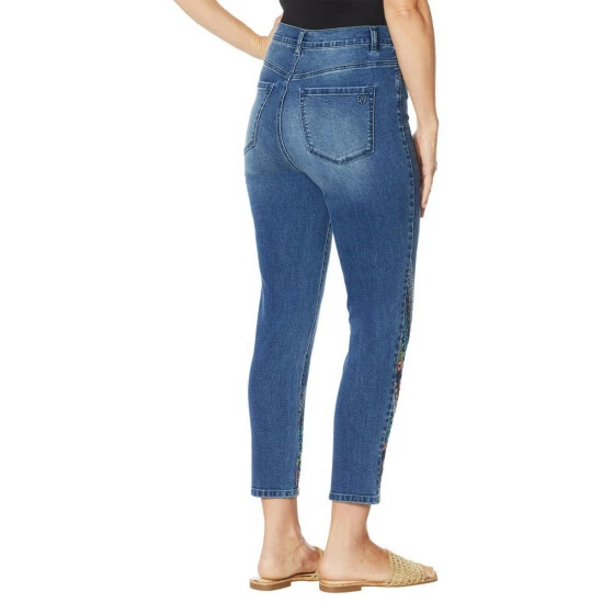 Promo 😍 DG2 By Diane Gilman Classic Stretch Aztec Embroidered Skinny Crop Jean White 😍 - Image 4