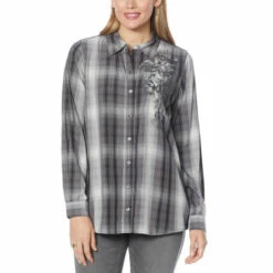 Flash Sale ✨ DG2 By Diane Gilman Embroidered Plaid Buttoned 👕 Shirt Navy Plaid 👍