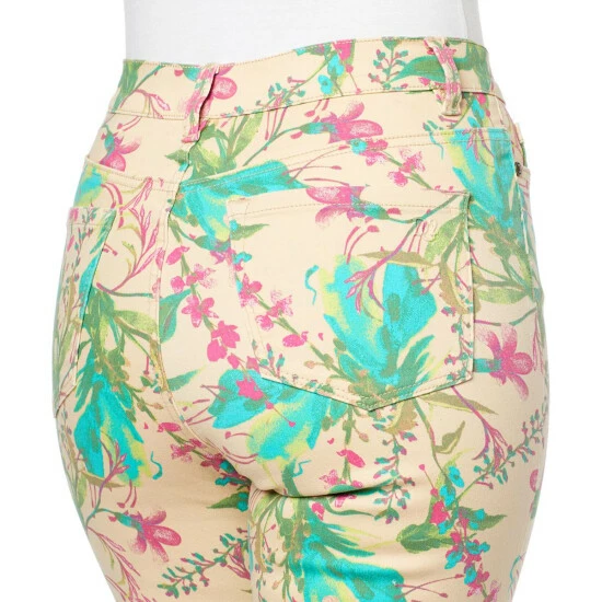 Cheap ❤️ DG2 By Diane Gilman Virtual Stretch Printed Fray-Hem Bermuda Short Chambray Stripes 💯 - Image 2