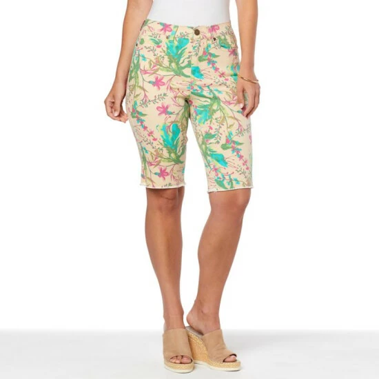 Cheap ❤️ DG2 By Diane Gilman Virtual Stretch Printed Fray-Hem Bermuda Short Chambray Stripes 💯 - Image 6