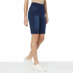 Brand new ✨ DG2 By Diane Gilman Comfort Waist Knit Flex Bermuda Short Midtone 😀