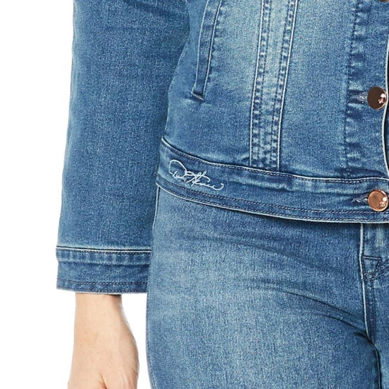Brand new 👏 DG2 By Diane Gilman Classic Stretch Signature Denim Jacket Indigo 🌟 - Image 3